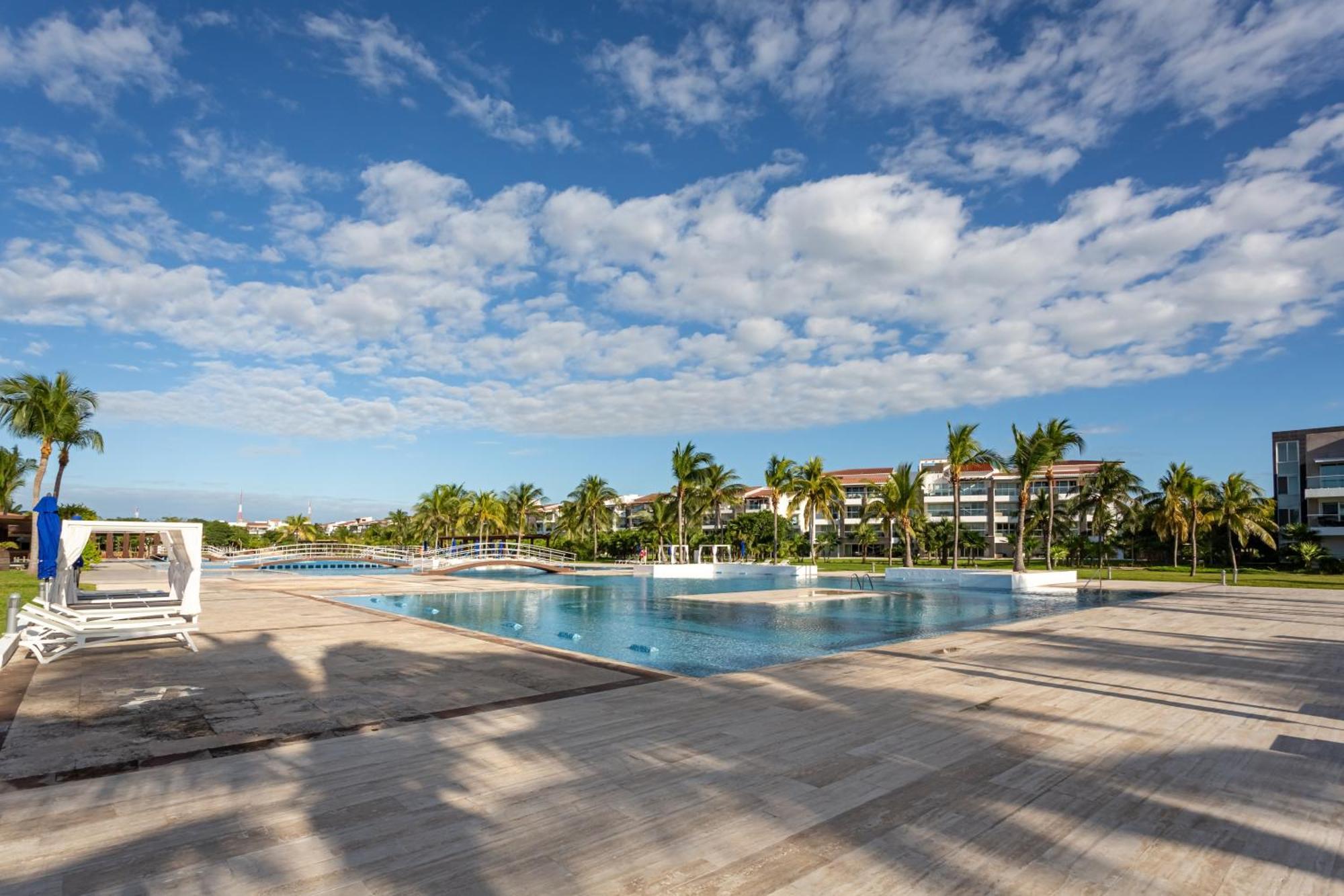 Apartamento Casa Mia 3 Bedroom At Mareazul Apts Playa del Carmen