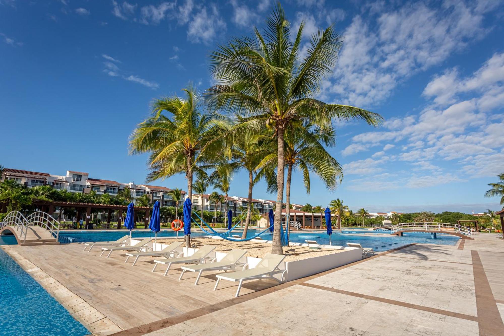 Casa Mia 3 Bedroom At Mareazul Apts